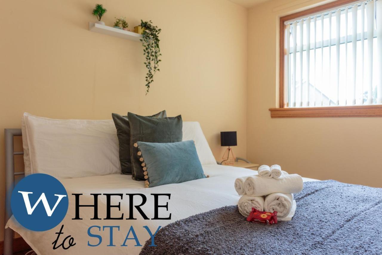 Lovely Apartment By The Hillwood Park-Free Parking EDI Kültér fotó